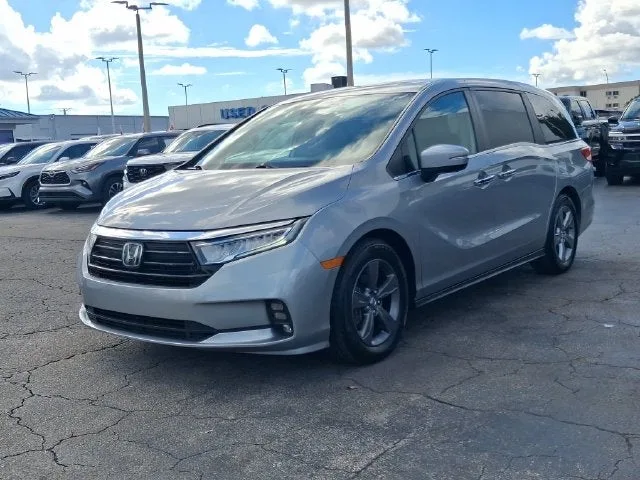 2021 Honda Odyssey EX photo 2