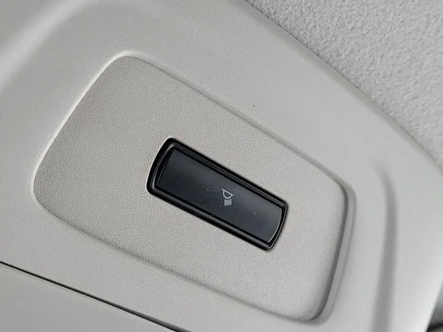 2025 Ford Transit-250 Base photo 32