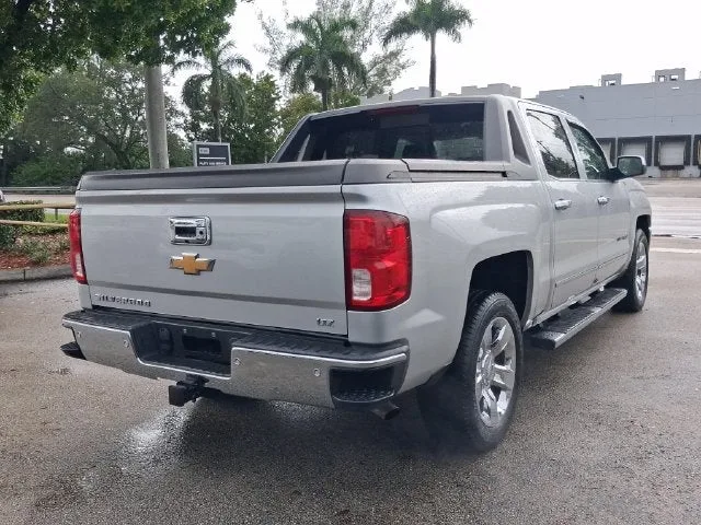 2017 Chevrolet Silverado 1500 LTZ 1LZ photo 4