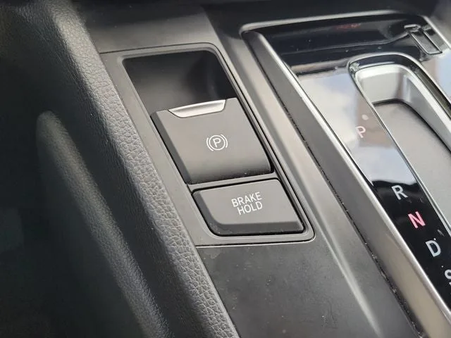 2017 Honda CR-V Touring photo 24