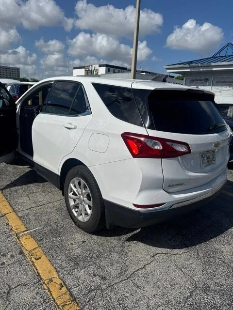 2020 Chevrolet Equinox LT photo 5