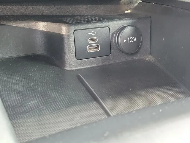 2024 Ford Escape ST-Line photo 27