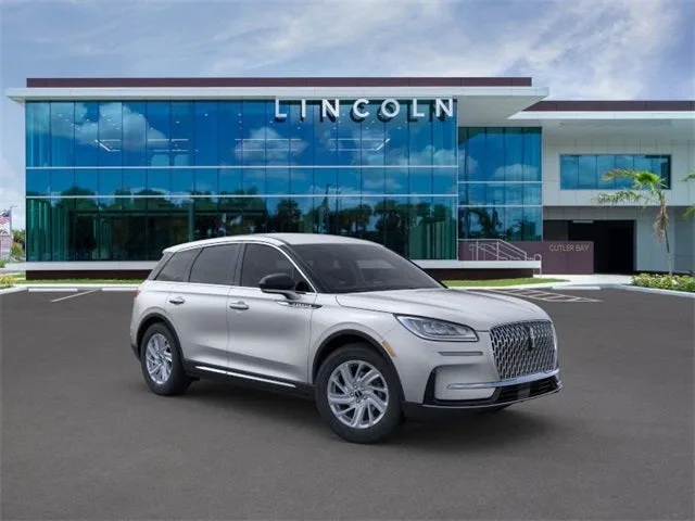 2024 Lincoln Corsair Premiere photo 7