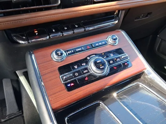 2023 Lincoln Aviator Reserve Premium photo 21