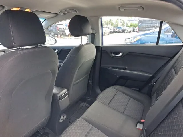 2018 Kia Rio S photo 5