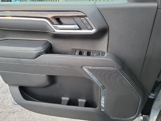 2026 GMC Sierra 1500 Elevation photo 17