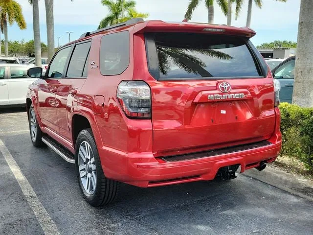 2023 Toyota 4Runner TRD Sport photo 3