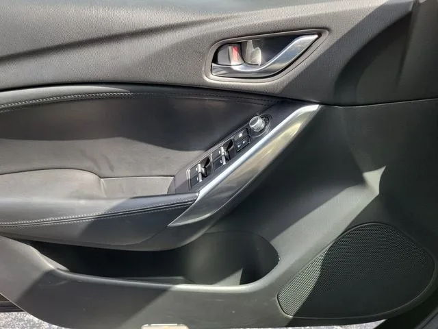 2017 Mazda Mazda6 Touring photo 15