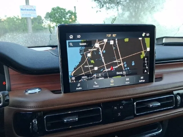 2023 Lincoln Aviator Reserve Premium photo 18