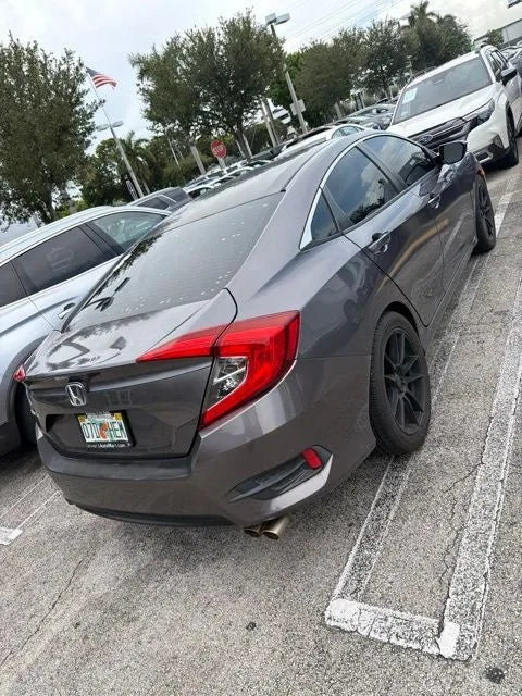 2016 Honda Civic LX photo 3