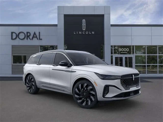 2024 Lincoln Nautilus Black Label photo 7