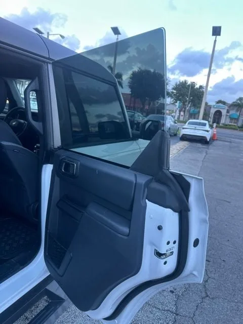 2025 Ford Bronco Base photo 9