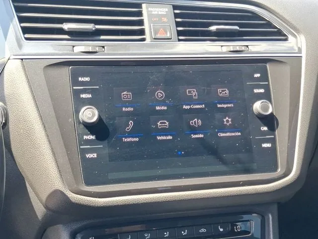 2018 Volkswagen Tiguan 2.0T SE photo 19
