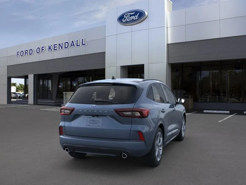 2024 Ford Escape ST-Line photo 8