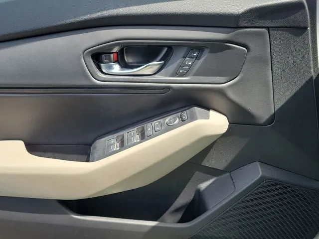 2023 Honda Accord Hybrid EX-L photo 14