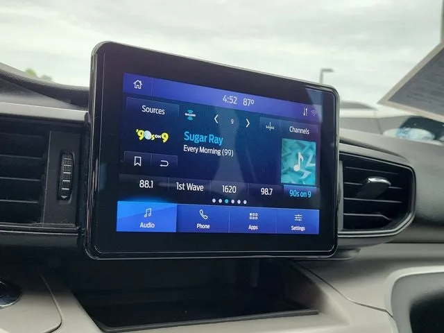 2021 Ford Explorer XLT photo 21