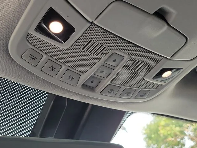 2018 Lincoln Navigator L Reserve photo 31