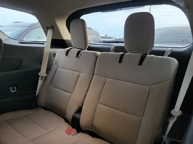 2023 Ford Explorer Base photo 10