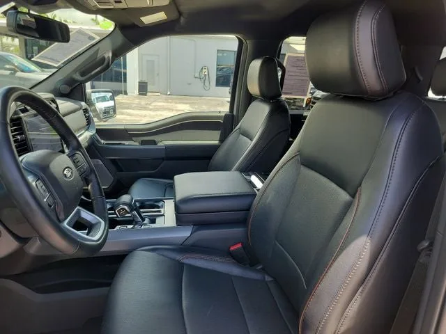 2024 Ford F-150 Lariat photo 12