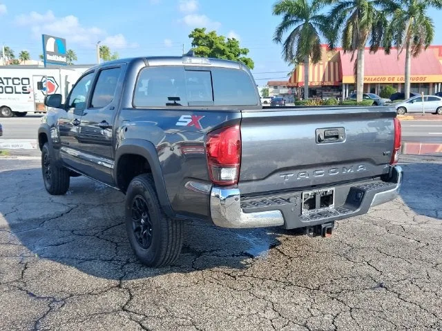 2023 Toyota Tacoma SR5 V6 photo 3
