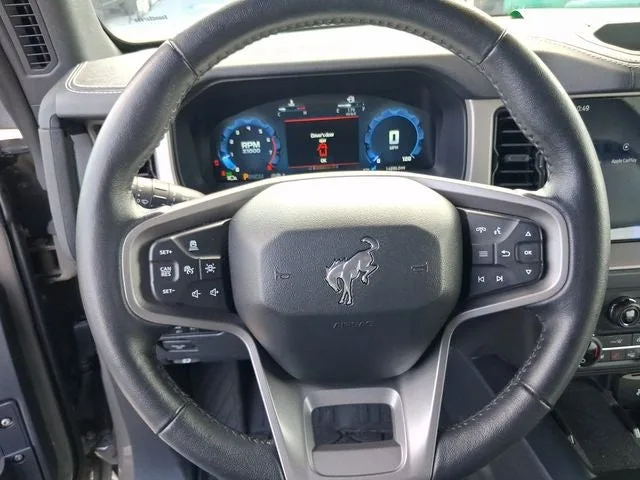 2025 Ford Bronco Outer Banks photo 14