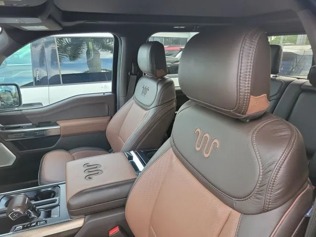 2025 Ford F-150 King Ranch photo 10