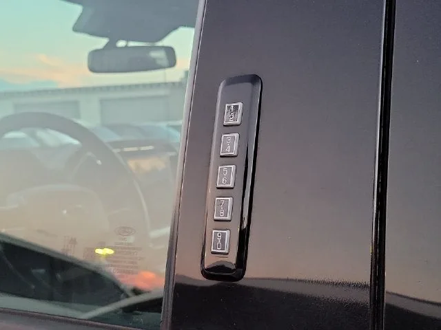 2021 Ford F-150 XLT photo 7