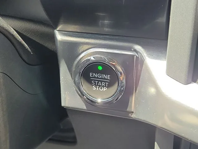 2021 Ford F-150 Lariat photo 23
