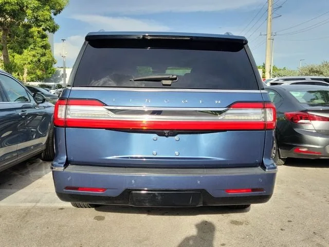 2018 Lincoln Navigator L Reserve photo 5