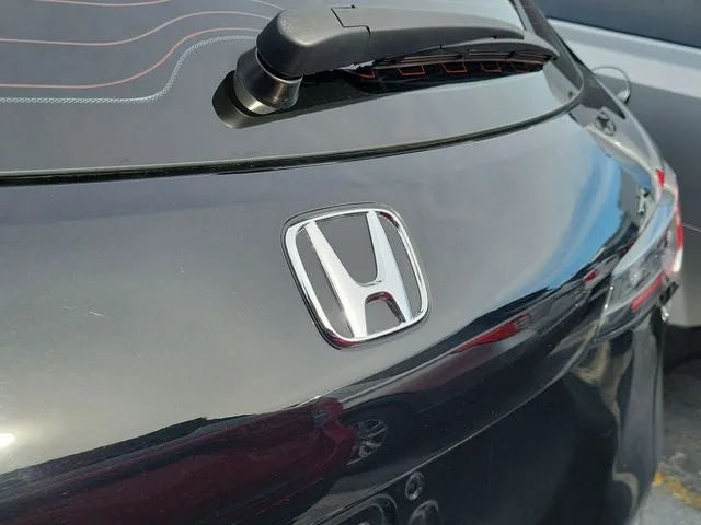 2025 Honda HR-V LX photo 6