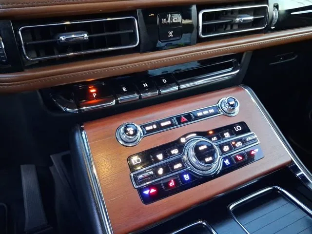2020 Lincoln Aviator Reserve Premium photo 21