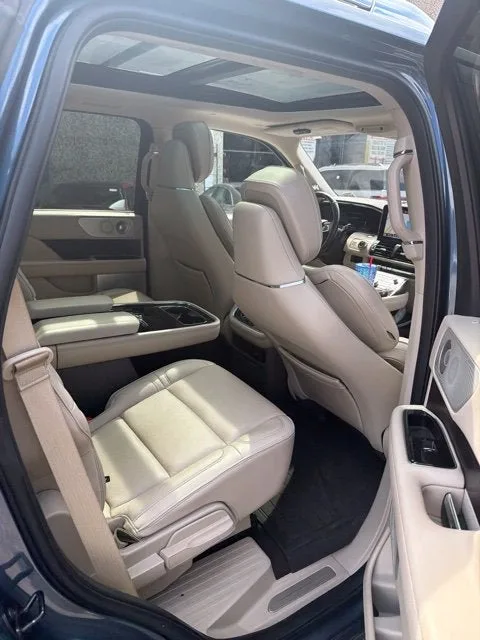 2018 Lincoln Navigator Reserve photo 6