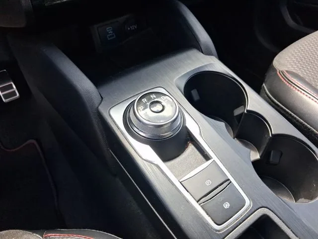 2023 Ford Escape ST-Line photo 19