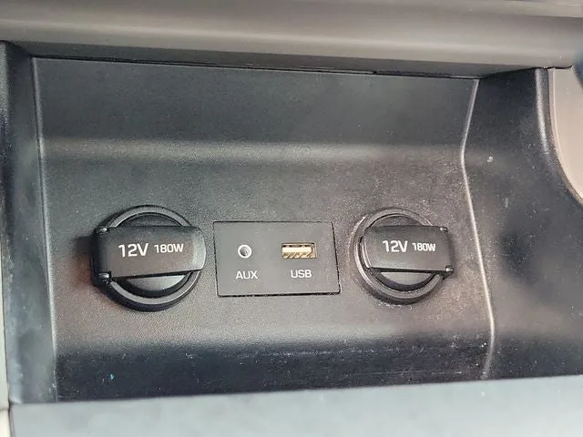 2020 Hyundai Elantra SE photo 24