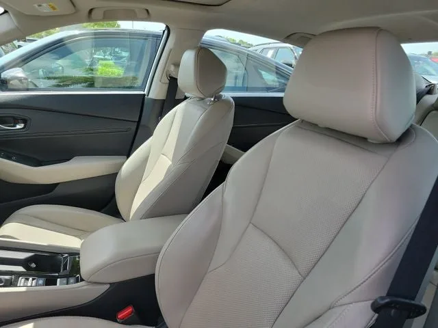 2023 Honda Accord Hybrid EX-L photo 10