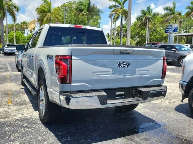 2024 Ford F-150 Lariat photo 4