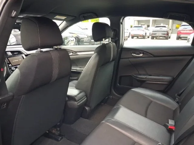 2019 Honda Civic Sport photo 5