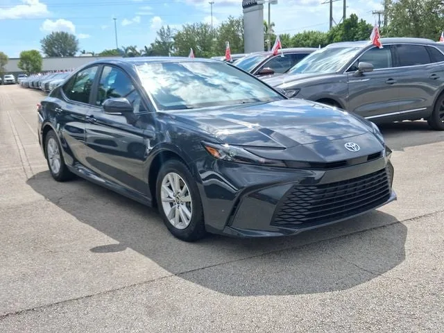 2026 Toyota Camry LE photo 22