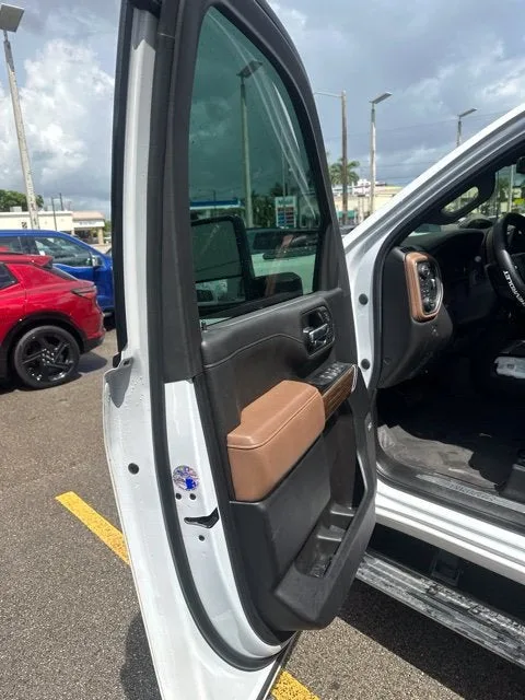 2022 Chevrolet Silverado 3500HD High Country photo 19
