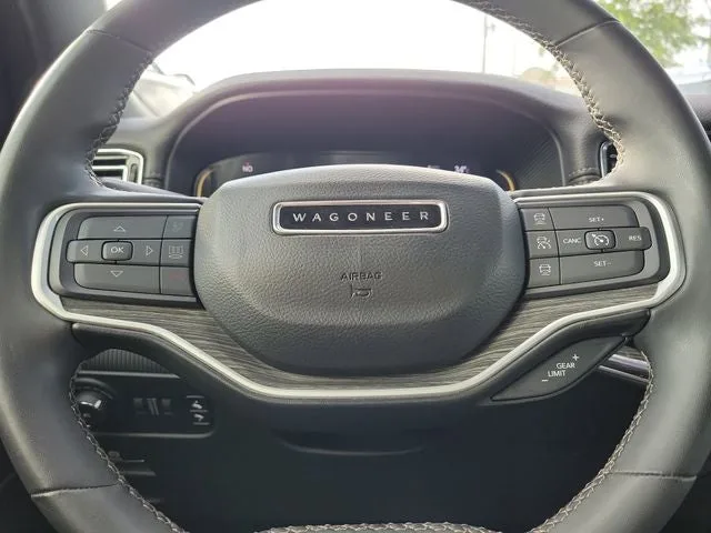 2022 Jeep Wagoneer Series II photo 25