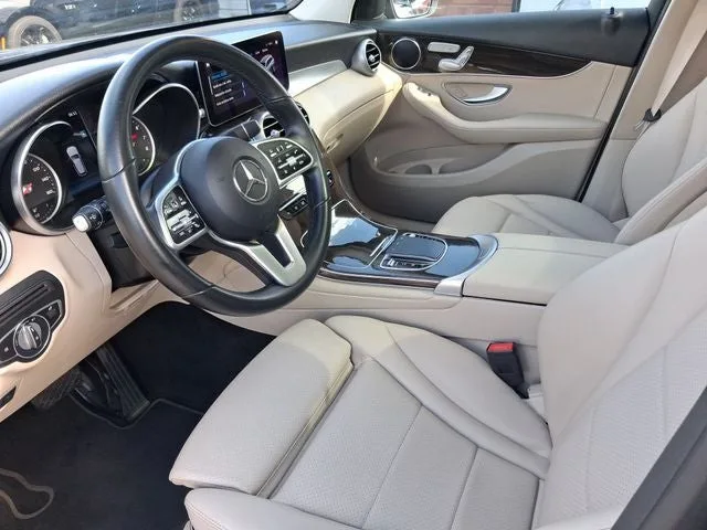2022 Mercedes-Benz GLC GLC 300 photo 11