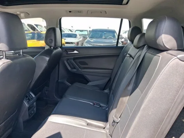 2018 Volkswagen Tiguan 2.0T SE photo 6