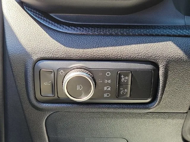 2023 Ford Explorer ST photo 14