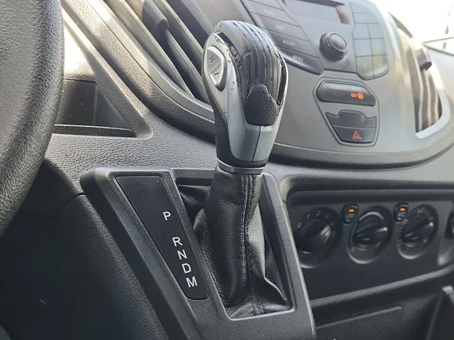 2017 Ford Transit-150 Base photo 28
