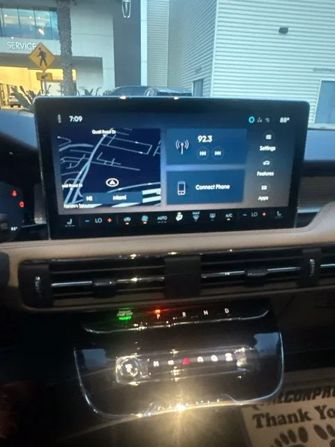 2024 Lincoln Corsair Premiere photo 16