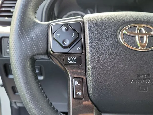 2022 Toyota 4Runner TRD Off-Road Premium photo 20
