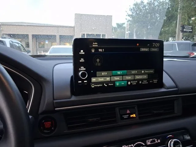 2023 Honda Pilot Touring photo 20