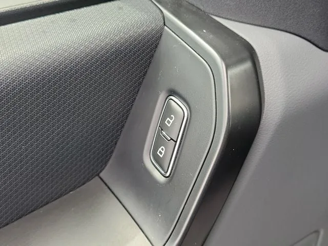 2021 Ford F-150 XL photo 16