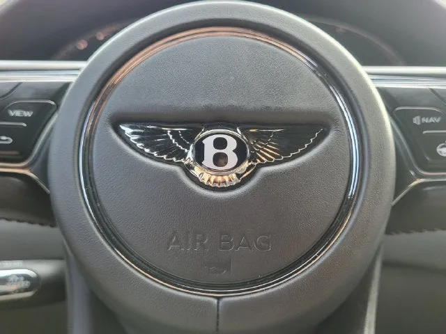2023 Bentley Flying Spur Mulliner W12 photo 22