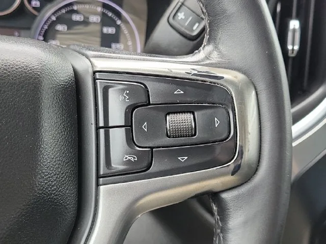2021 Chevrolet Silverado 1500 LTZ photo 23
